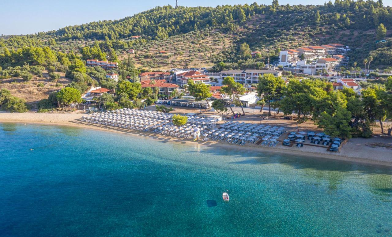 Lagomandra Beach Hotel 외부 사진