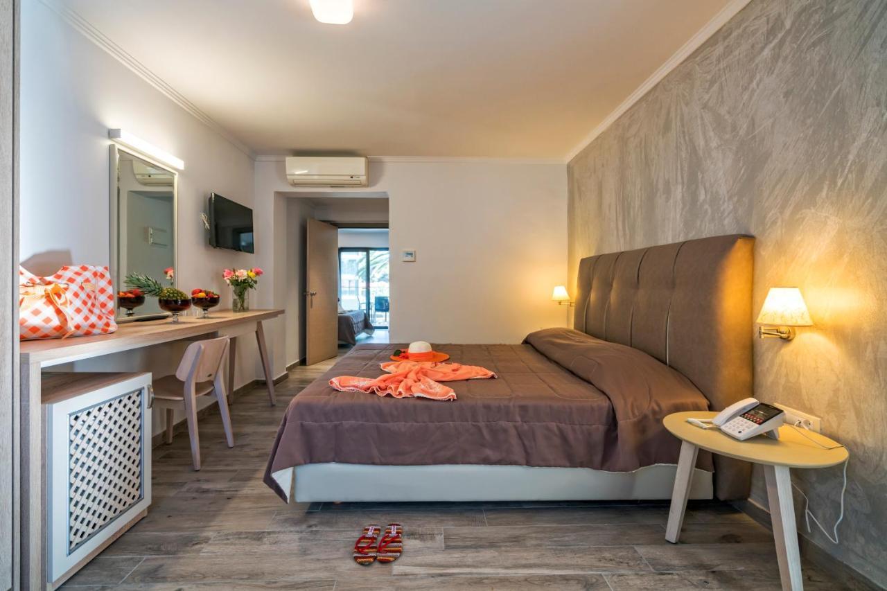 Lagomandra Beach Hotel 외부 사진