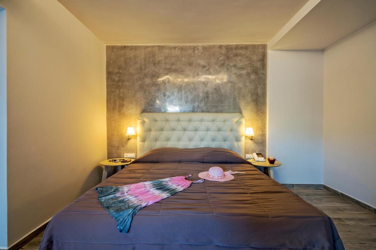 Lagomandra Beach Hotel 외부 사진