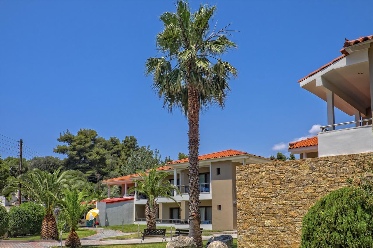 Lagomandra Beach Hotel 외부 사진