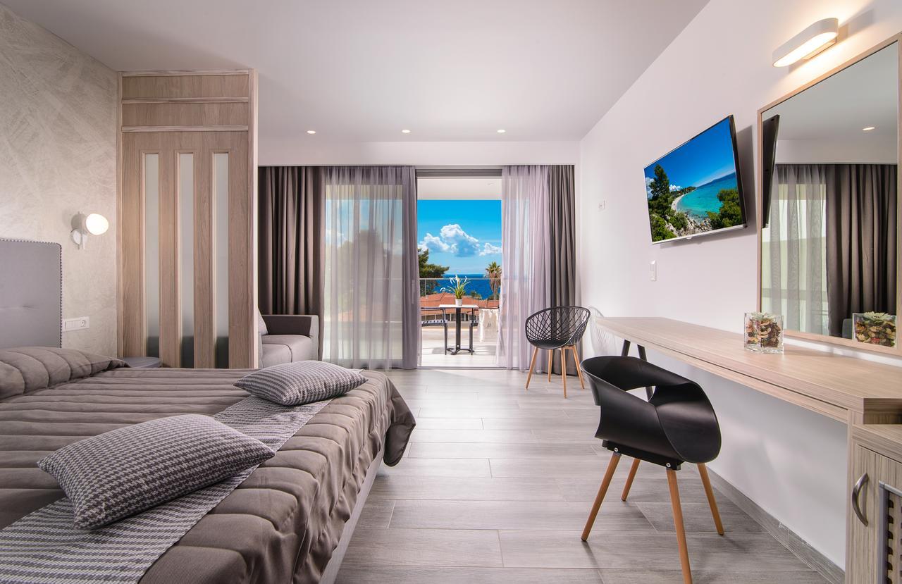 Lagomandra Beach Hotel 외부 사진