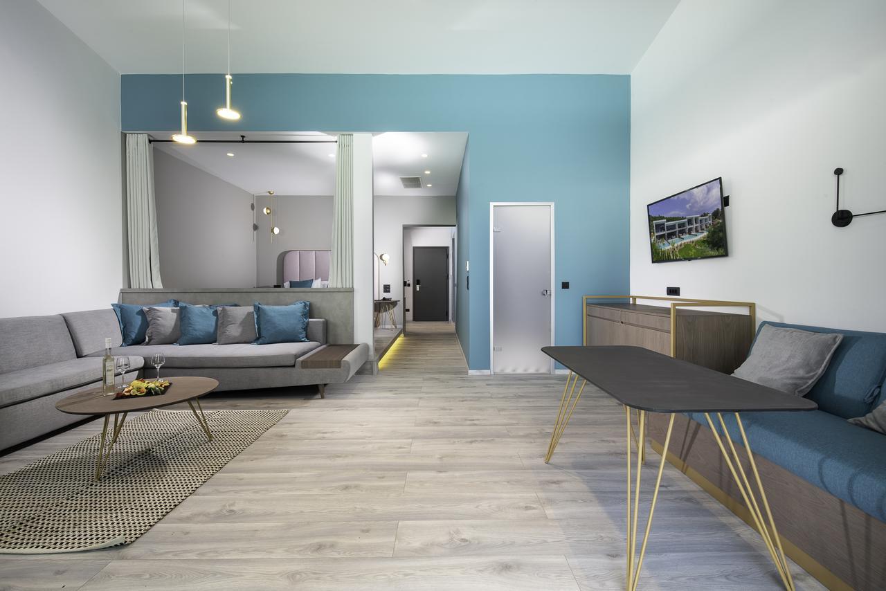 Lagomandra Beach Hotel 외부 사진